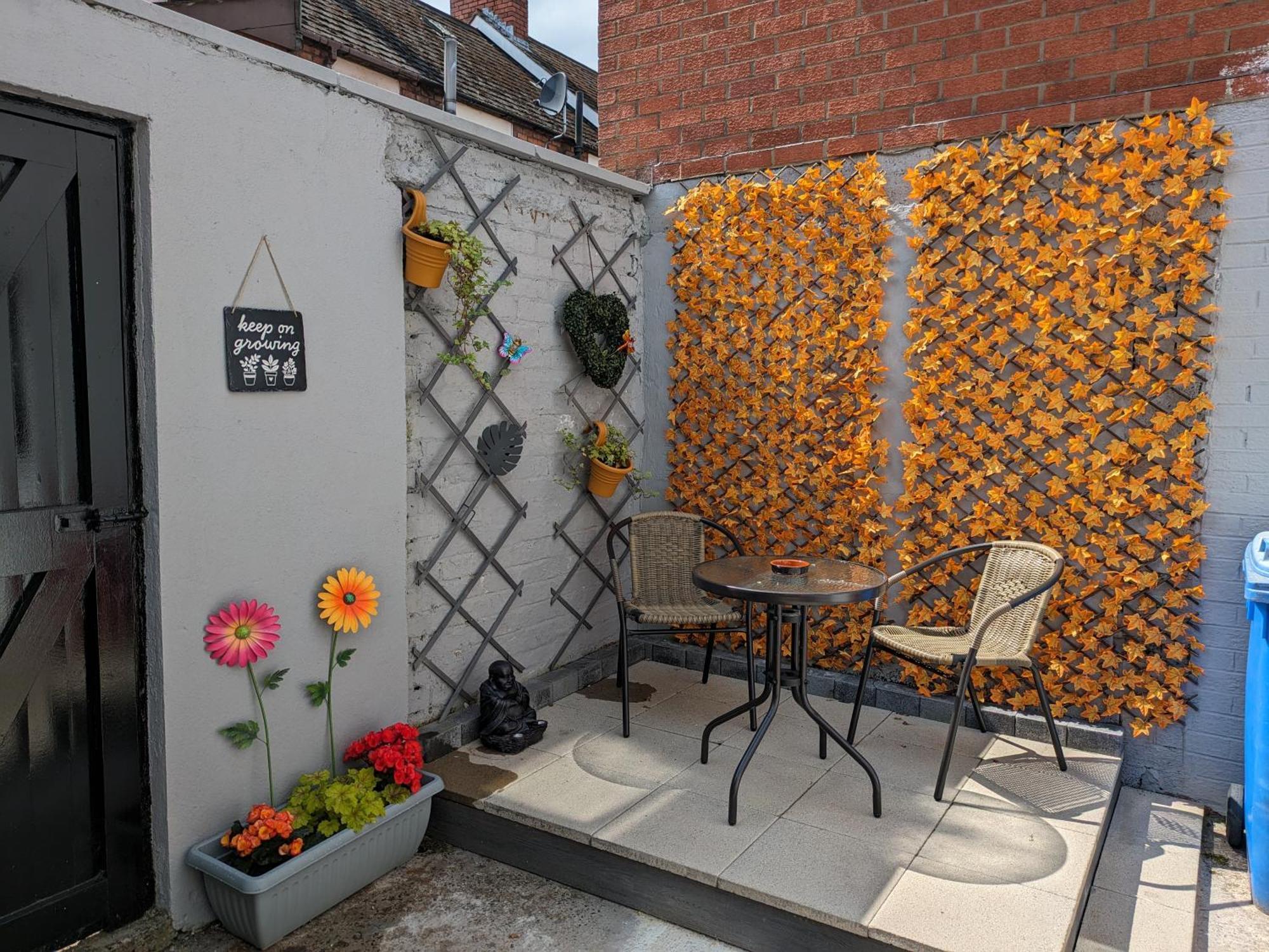 Maire Toireasa - Cosy Refurbished Property In The Gaeltacht Quarter Belfast Rum bild